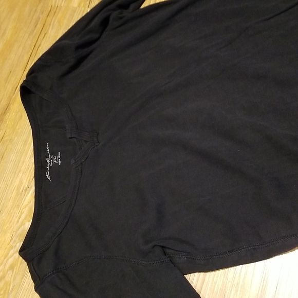 Eddie Bauer 3/4 sleeve notch neck black top - Picture 3 of 4